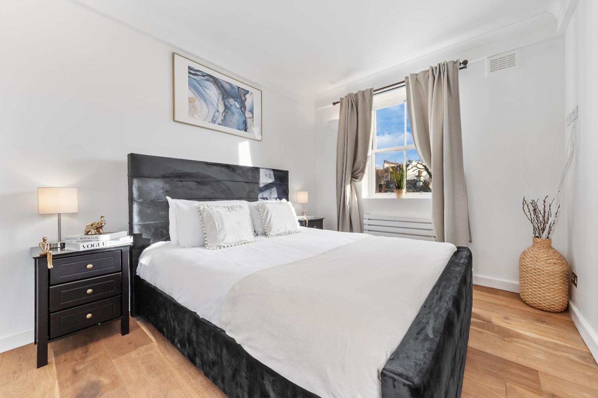 Charming Apartment By Hyde Park London Bagian luar foto